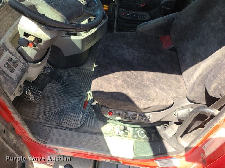 image for item MO9989 2015 Freightliner Coronado SD122  semi truck