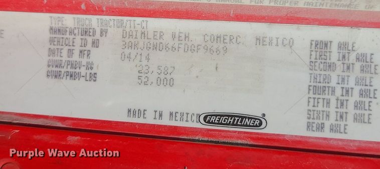 image for item MO9989 2015 Freightliner Coronado SD122  semi truck