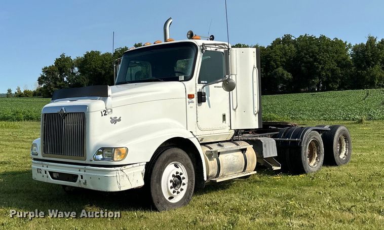 image for item MQ9290 2005 International 9400i  semi truck