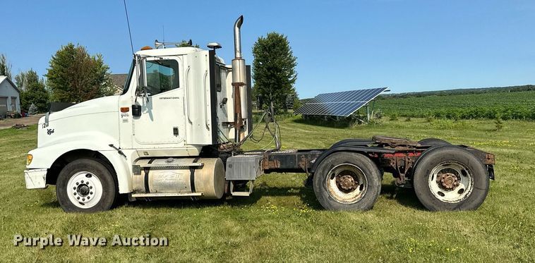 image for item MQ9290 2005 International 9400i  semi truck