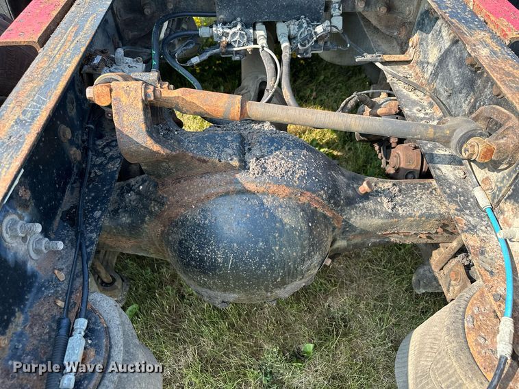 image for item MQ9290 2005 International 9400i  semi truck