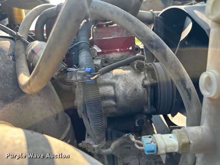 image for item MQ9290 2005 International 9400i  semi truck