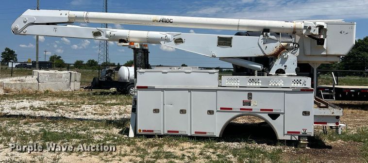 image for item NA9019 Altec  bucket truck bed