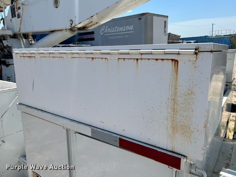 image for item NA9019 Altec  bucket truck bed