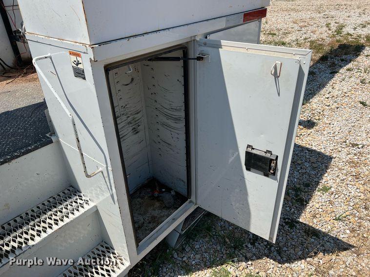 image for item NA9019 Altec  bucket truck bed