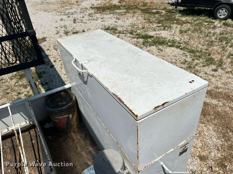image for item NA9019 Altec  bucket truck bed