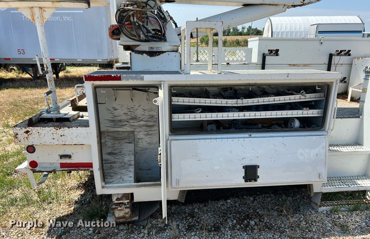 image for item NA9019 Altec  bucket truck bed