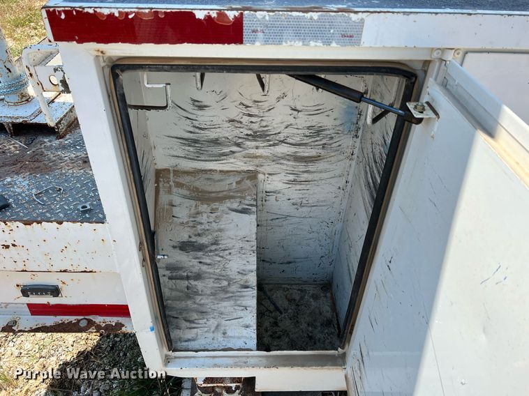 image for item NA9019 Altec  bucket truck bed