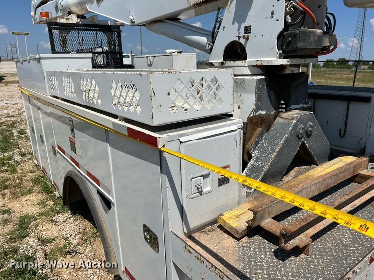 image for item NA9019 Altec  bucket truck bed