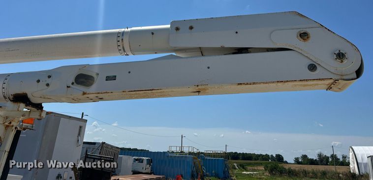 image for item NA9019 Altec  bucket truck bed