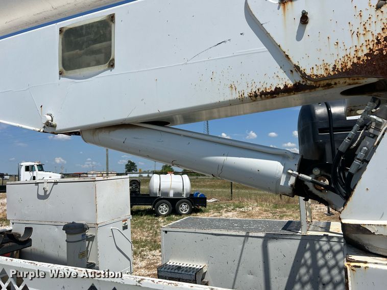 image for item NA9019 Altec  bucket truck bed