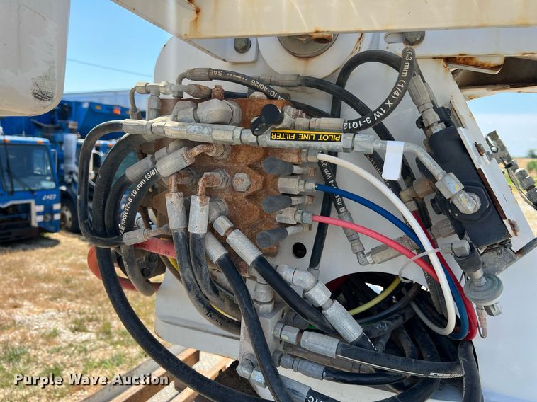 image for item NA9019 Altec  bucket truck bed