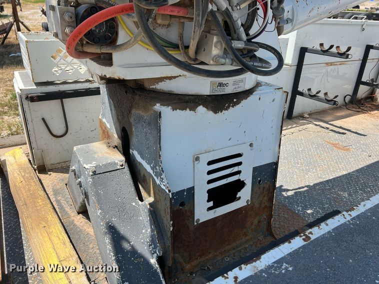 image for item NA9019 Altec  bucket truck bed