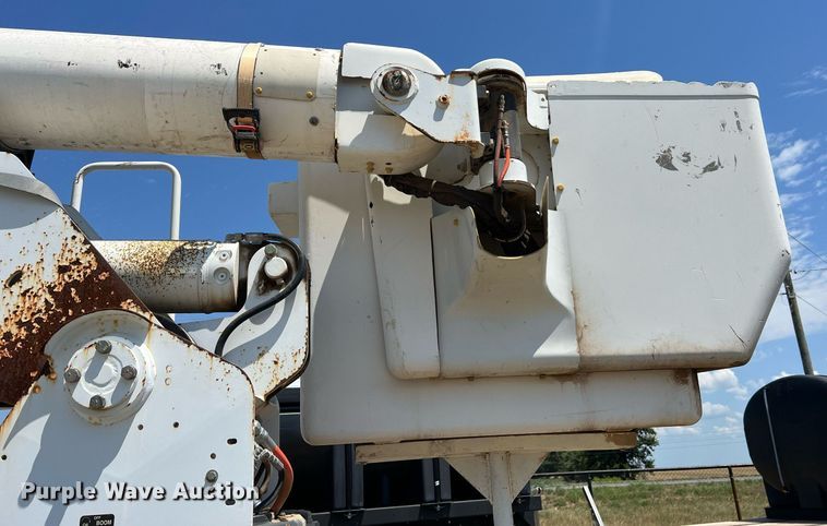 image for item NA9019 Altec  bucket truck bed