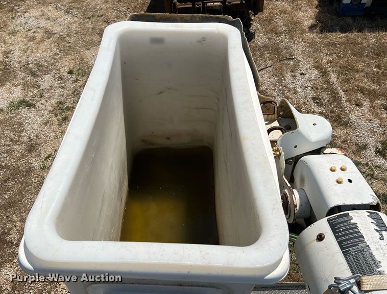 image for item NA9019 Altec  bucket truck bed