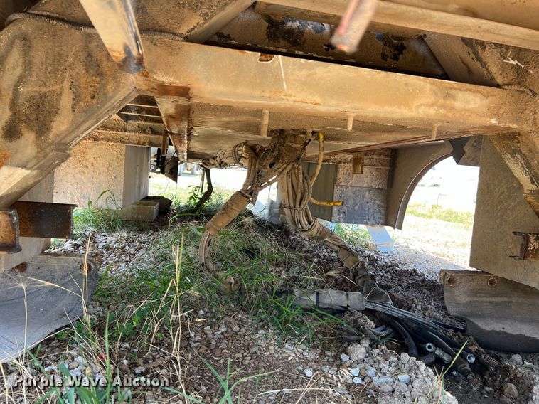 image for item NA9019 Altec  bucket truck bed