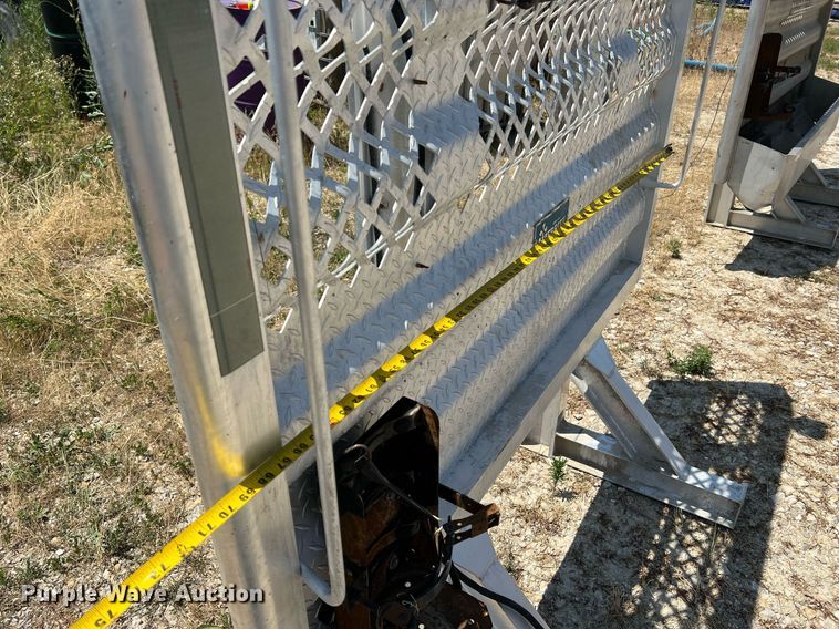 image for item NA9024 (2) Merritt headache racks