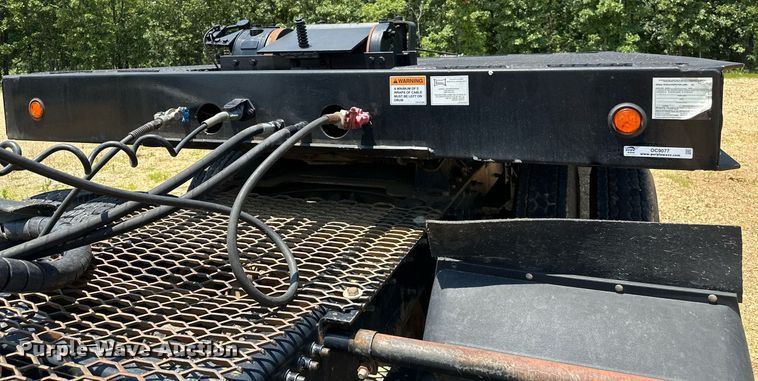 image for item OC9077 1999 Landoll 317C  tilt deck equipment trailer