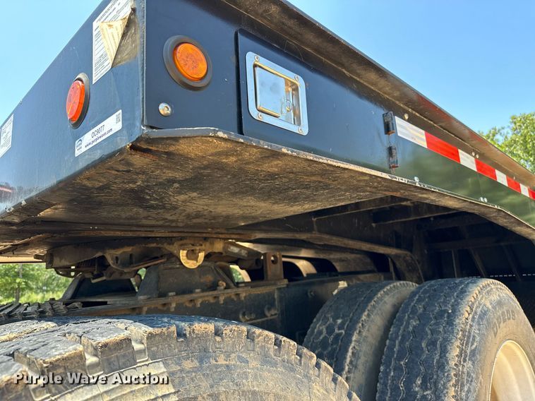 image for item OC9077 1999 Landoll 317C  tilt deck equipment trailer