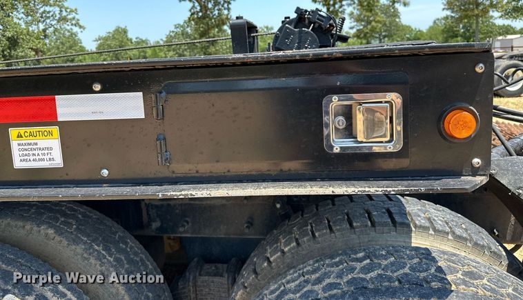 image for item OC9077 1999 Landoll 317C  tilt deck equipment trailer