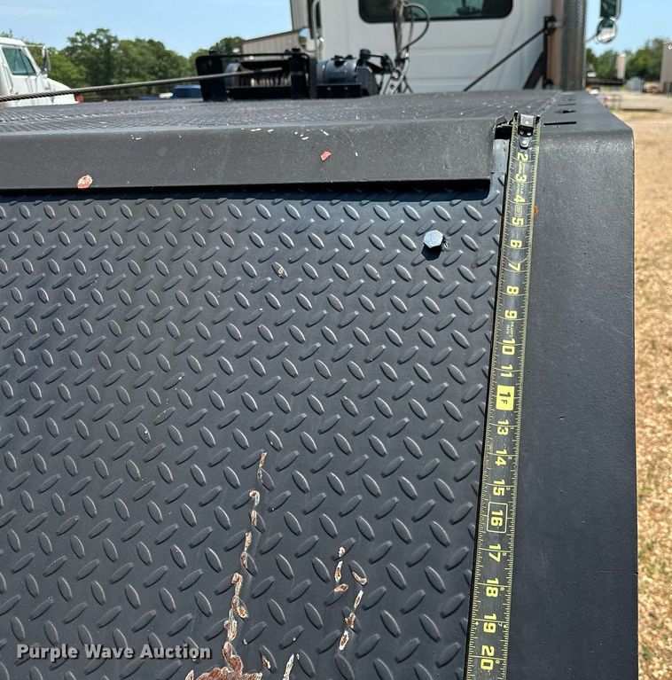 image for item OC9077 1999 Landoll 317C  tilt deck equipment trailer