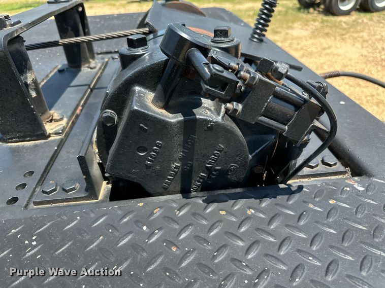 image for item OC9077 1999 Landoll 317C  tilt deck equipment trailer