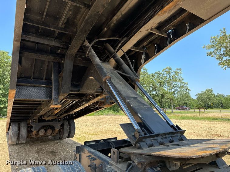 image for item OC9077 1999 Landoll 317C  tilt deck equipment trailer