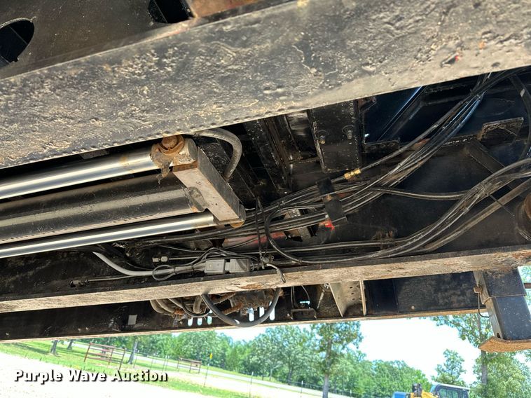 image for item OC9077 1999 Landoll 317C  tilt deck equipment trailer