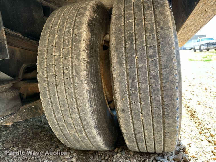 image for item OC9077 1999 Landoll 317C  tilt deck equipment trailer