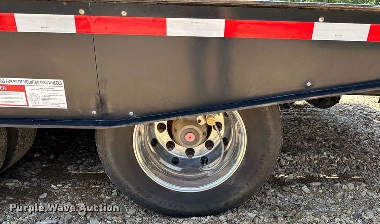 image for item OC9077 1999 Landoll 317C  tilt deck equipment trailer