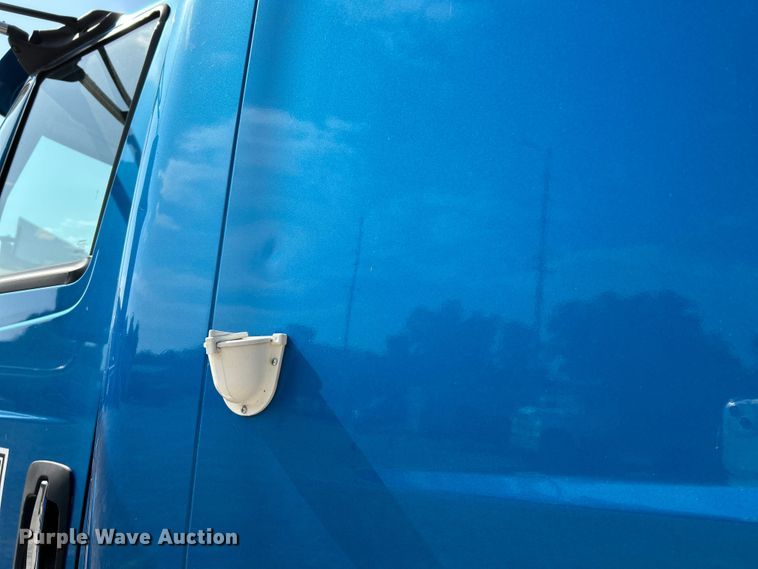 image for item OK9630 2015 International ProStar Plus  semi truck