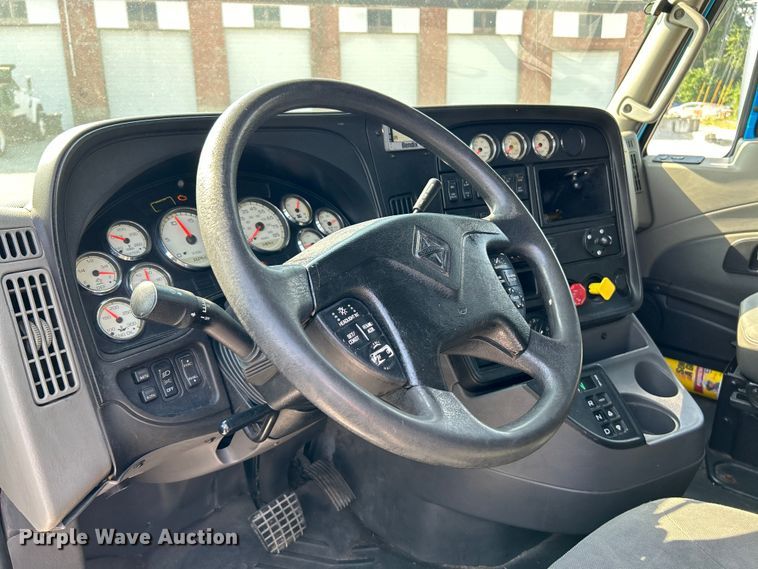 image for item OK9630 2015 International ProStar Plus  semi truck