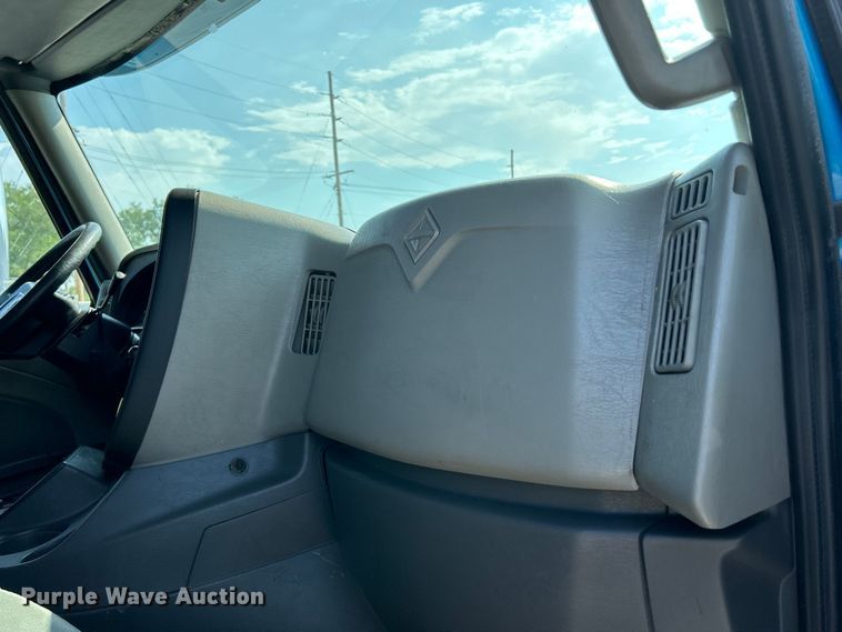 image for item OK9630 2015 International ProStar Plus  semi truck