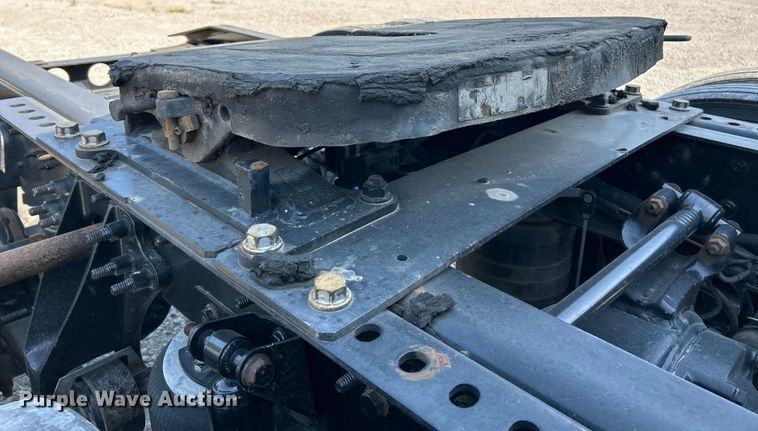 image for item OK9630 2015 International ProStar Plus  semi truck