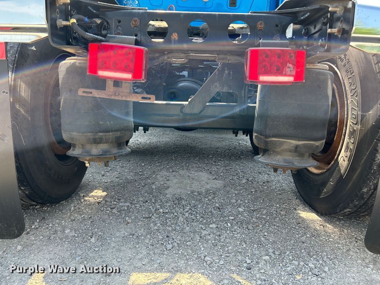 image for item OK9630 2015 International ProStar Plus  semi truck