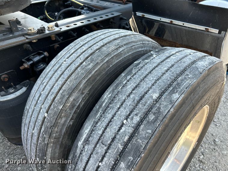 image for item OK9630 2015 International ProStar Plus  semi truck