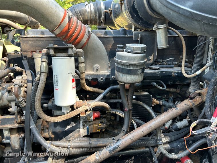 image for item OK9646 1992 Peterbilt 378  semi truck