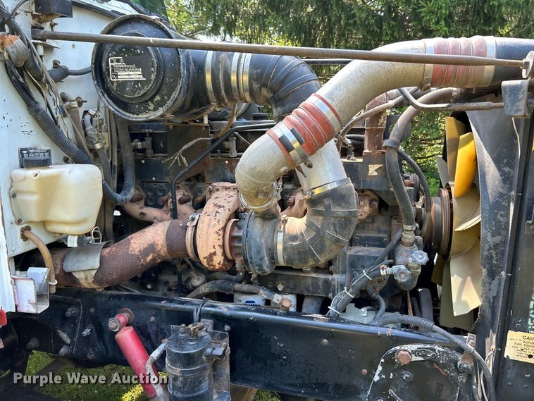 image for item OK9646 1992 Peterbilt 378  semi truck