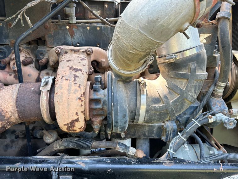 image for item OK9646 1992 Peterbilt 378  semi truck