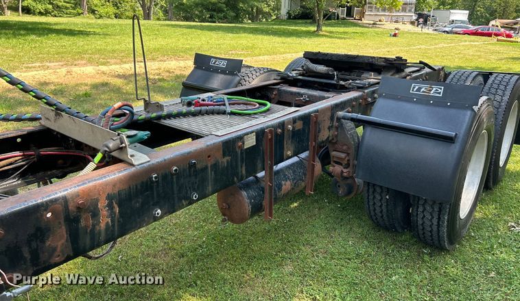 image for item OK9646 1992 Peterbilt 378  semi truck