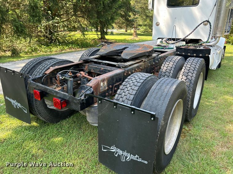 image for item OK9646 1992 Peterbilt 378  semi truck