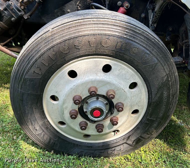 image for item OK9646 1992 Peterbilt 378  semi truck