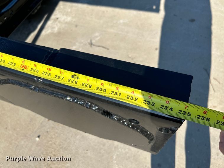 image for item OK9664 1999 International 4900  Crew Cab truck cab and chassis