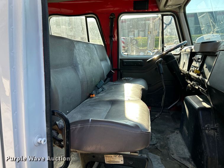 image for item OK9664 1999 International 4900  Crew Cab truck cab and chassis