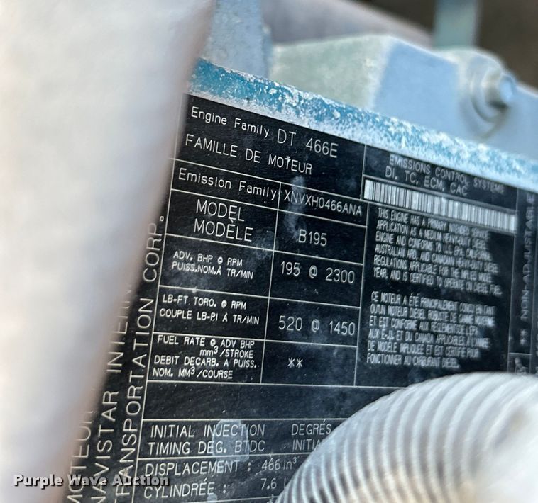 image for item OK9664 1999 International 4900  Crew Cab truck cab and chassis