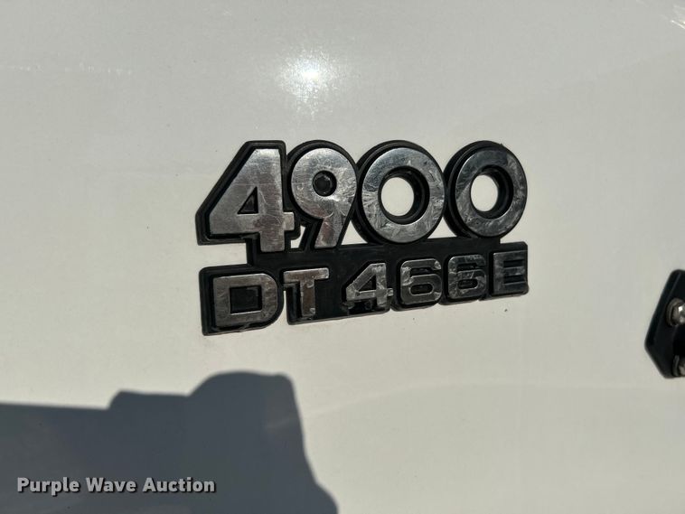 image for item OK9664 1999 International 4900  Crew Cab truck cab and chassis