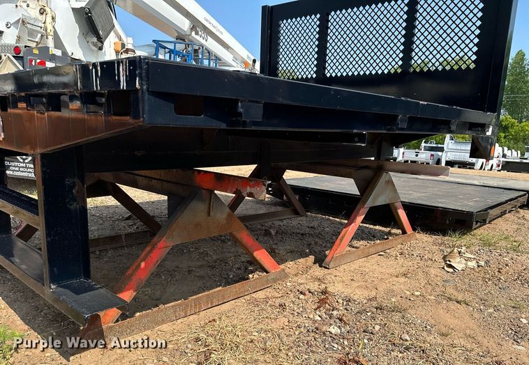 image for item AF9630 Knapheide PHHJT93B  flatbed