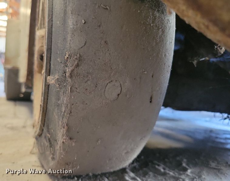 image for item DA7231 Clark CF20  forklift