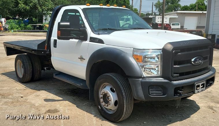 image for item DC6005 2015 Ford F550 Super Duty  flatbed truck