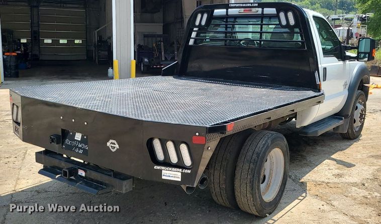 image for item DC6005 2015 Ford F550 Super Duty  flatbed truck